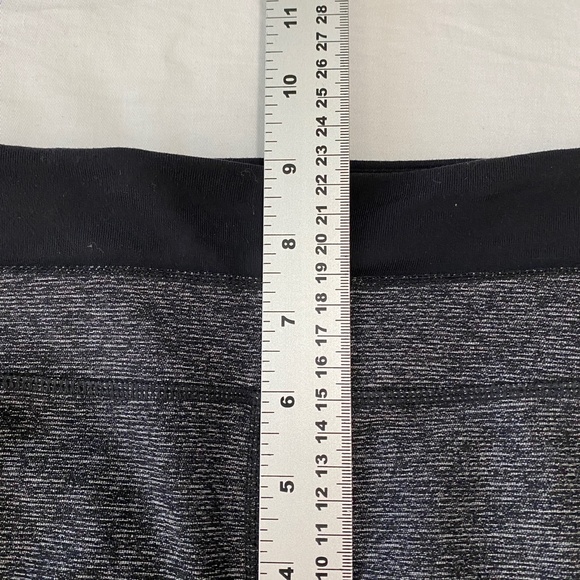 Tuff Athletics Women's Heather Black Yoga Capri Legging Pants Size X-Large - Picture 8 of 11